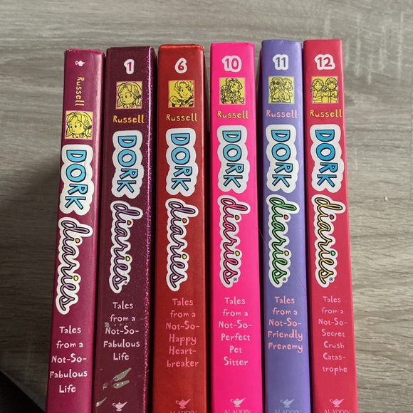 DORK diaries book series! ( 12.99 each ) (MESSAGE ME FOR INDIVIDUAL BOOK) - Picture 8 of 8